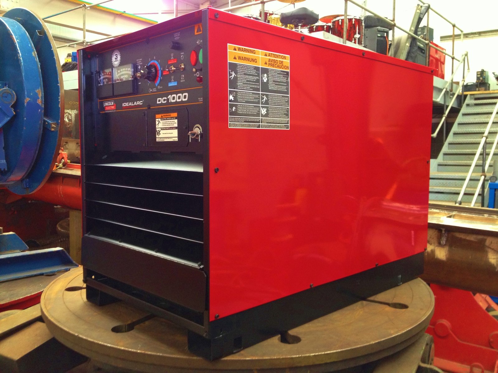 Hire-plant-Lincoln-Electric-Idealarc-DC-1000-submerged-arc-welder-power-source-for-rent-3-scaled